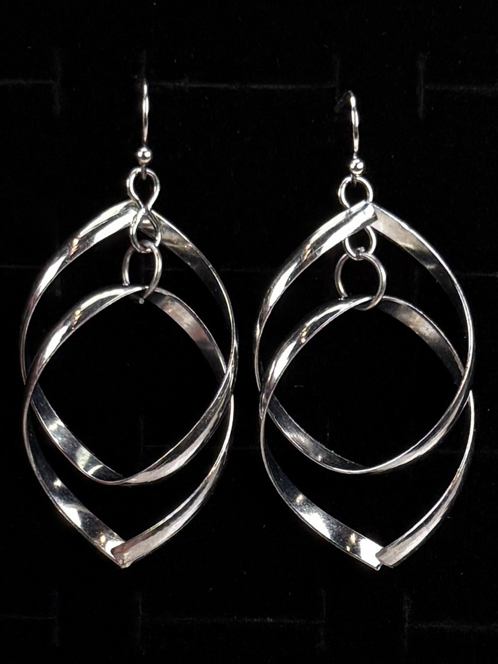 Vintage Silvertone Dangle Pierced Earrings